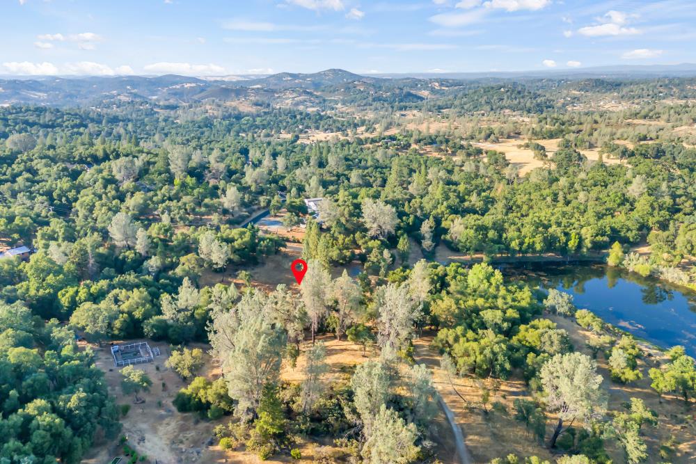 2660 Sleepy Hollow Drive