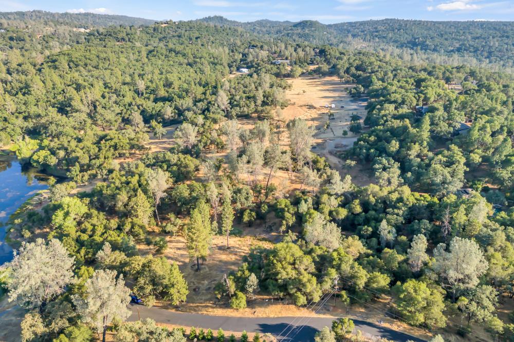 2660 Sleepy Hollow Drive