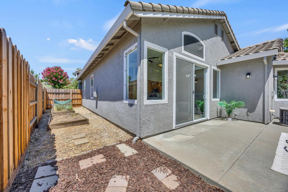 364 Rundgren Way
