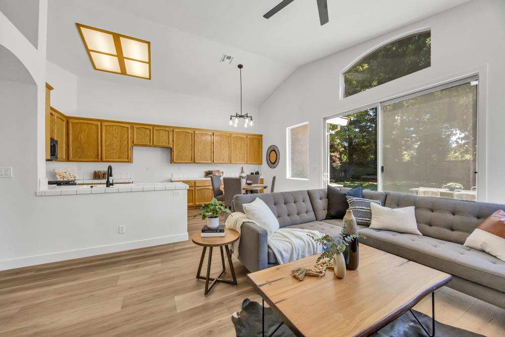 364 Rundgren Way