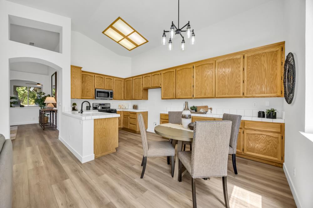 364 Rundgren Way
