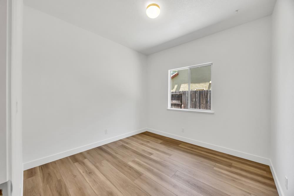 364 Rundgren Way