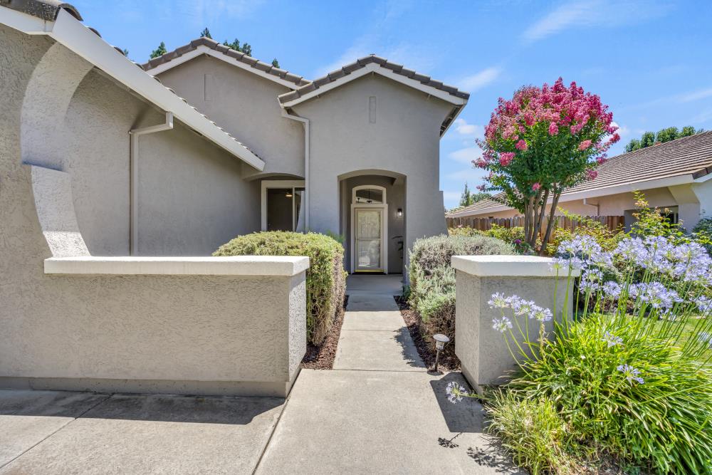 364 Rundgren Way