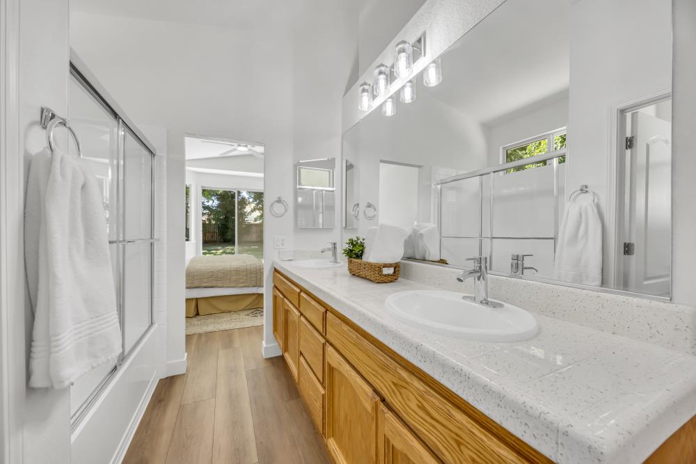 364 Rundgren Way