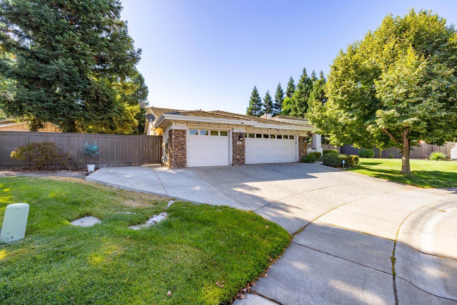 18 Jamboree Court