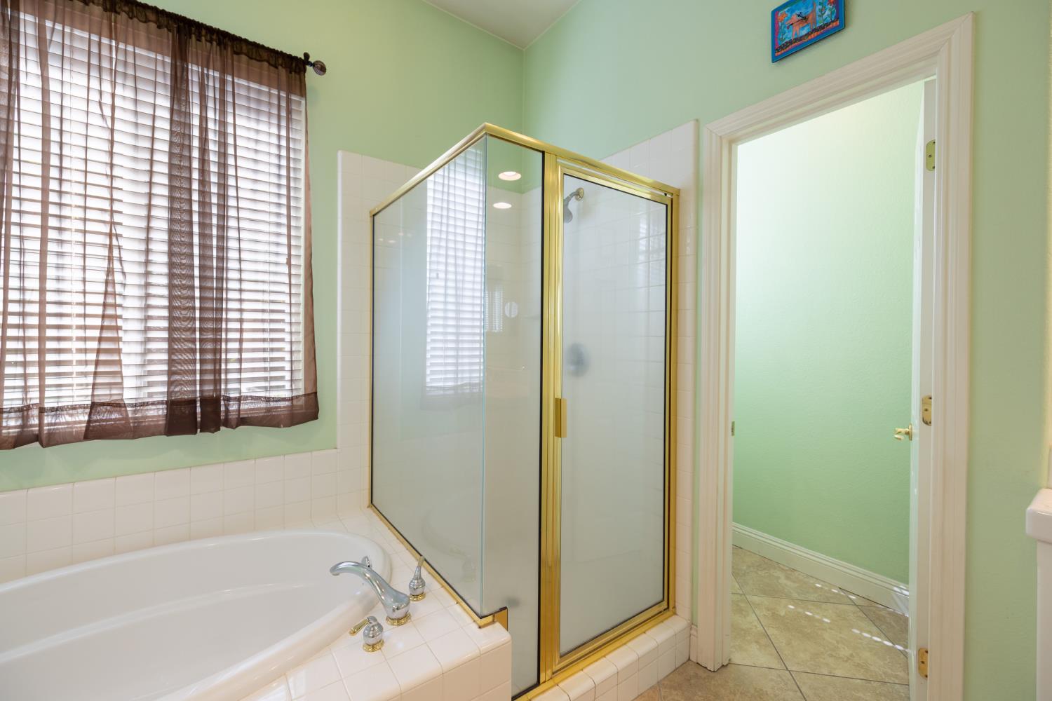 18 Jamboree Court