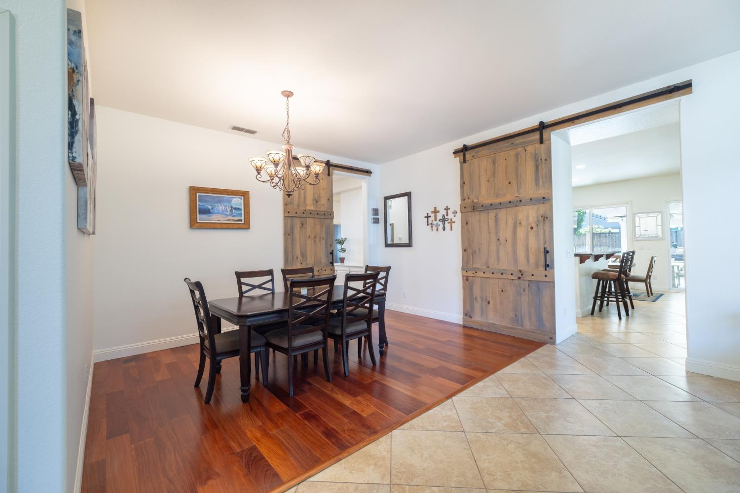 18 Jamboree Court