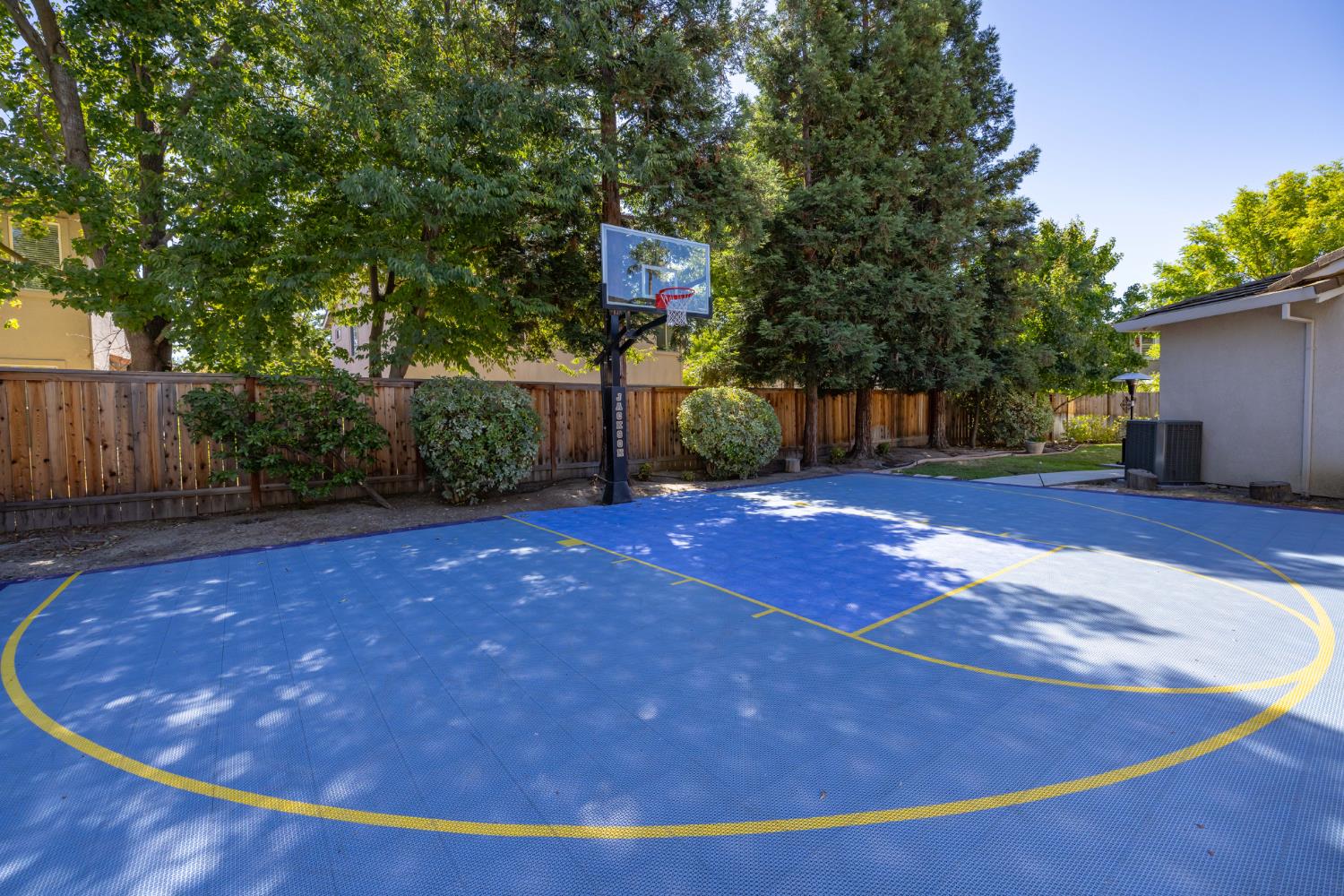 18 Jamboree Court