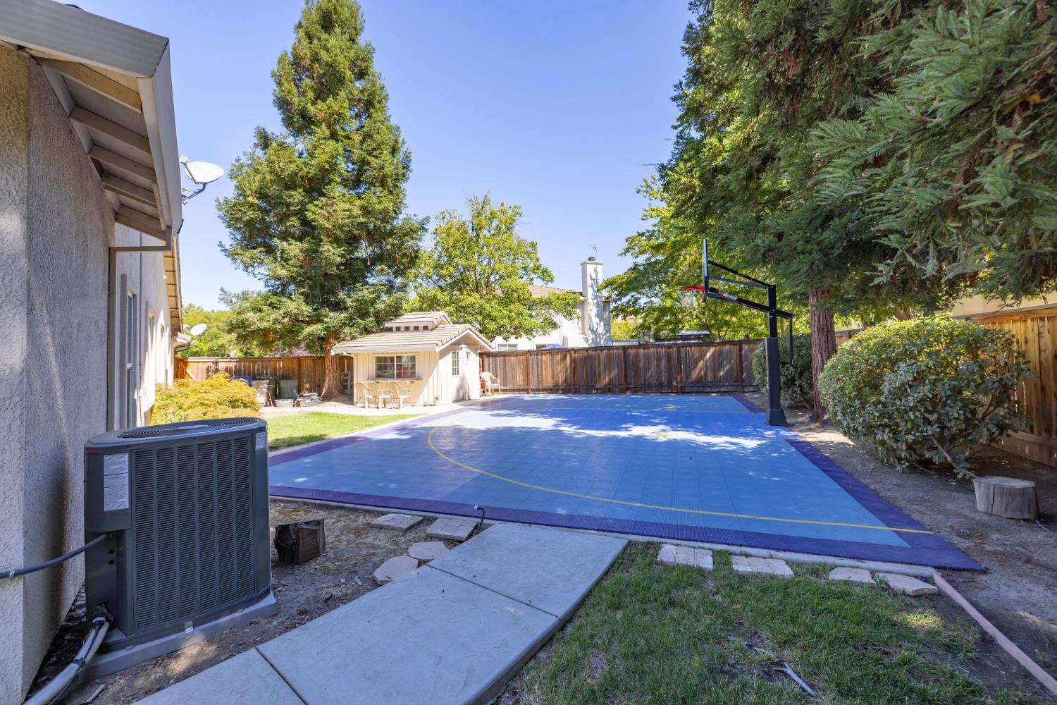 18 Jamboree Court