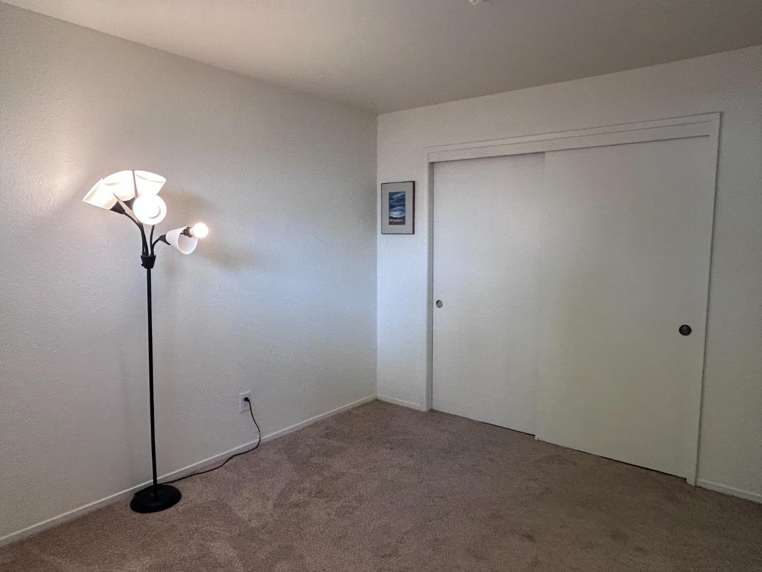 8252 Center Parkway 84
