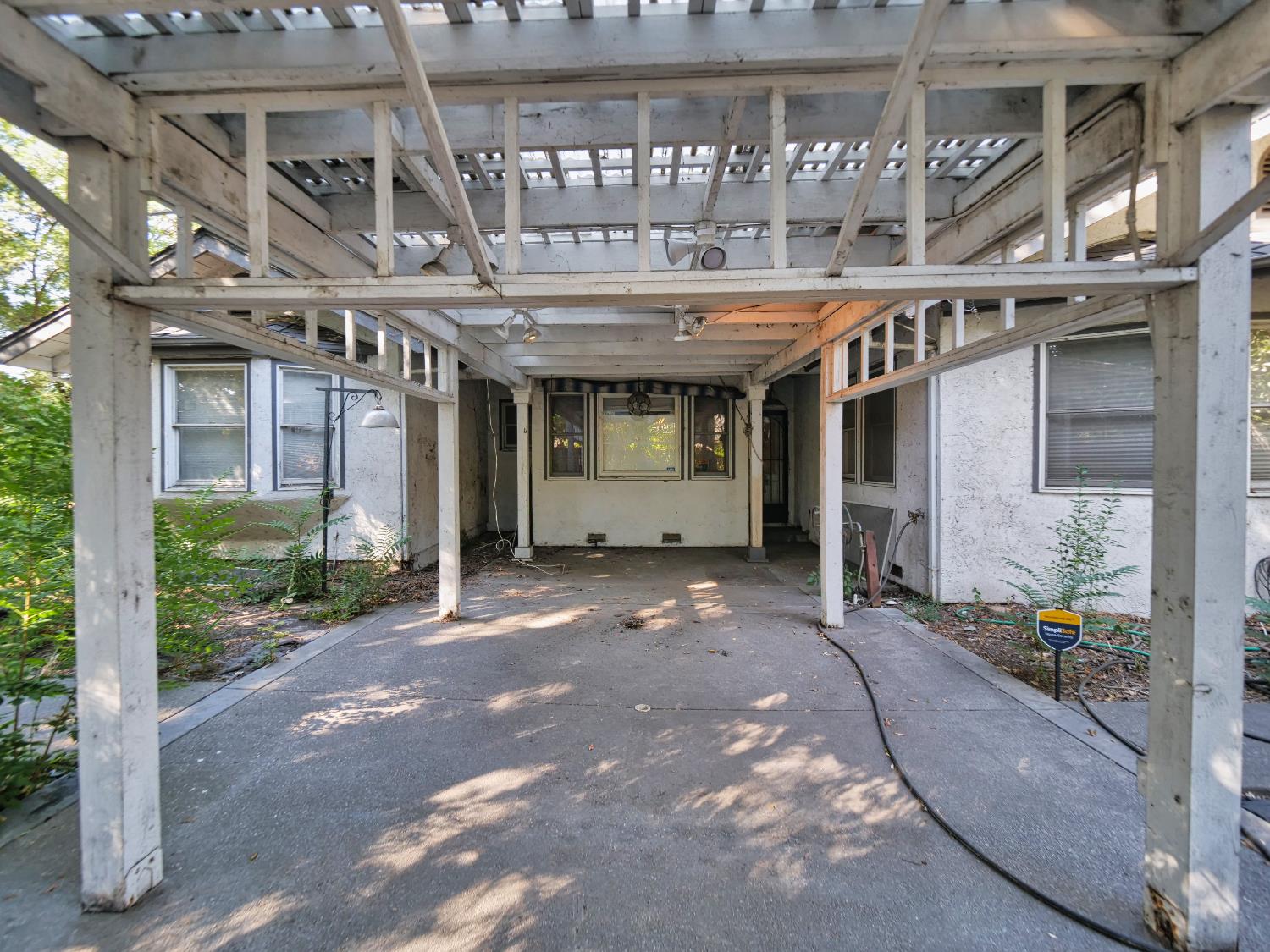 7958 Thornton Road