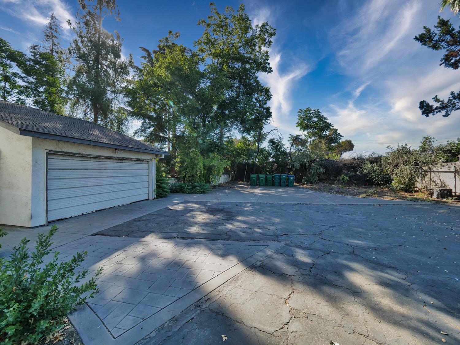 7958 Thornton Road