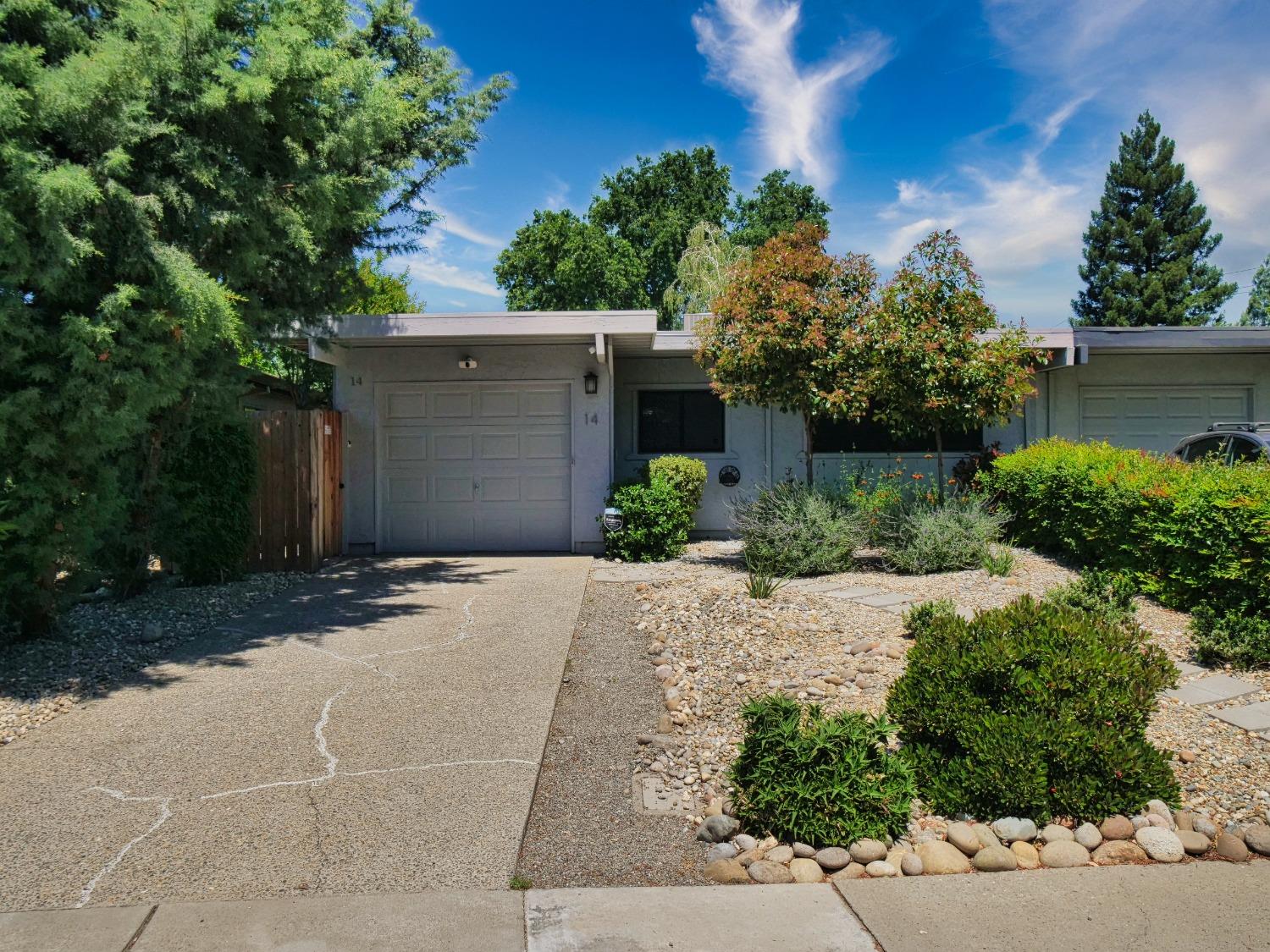 14 Blue Heron Court