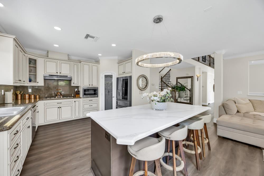 3456 Archetto Drive