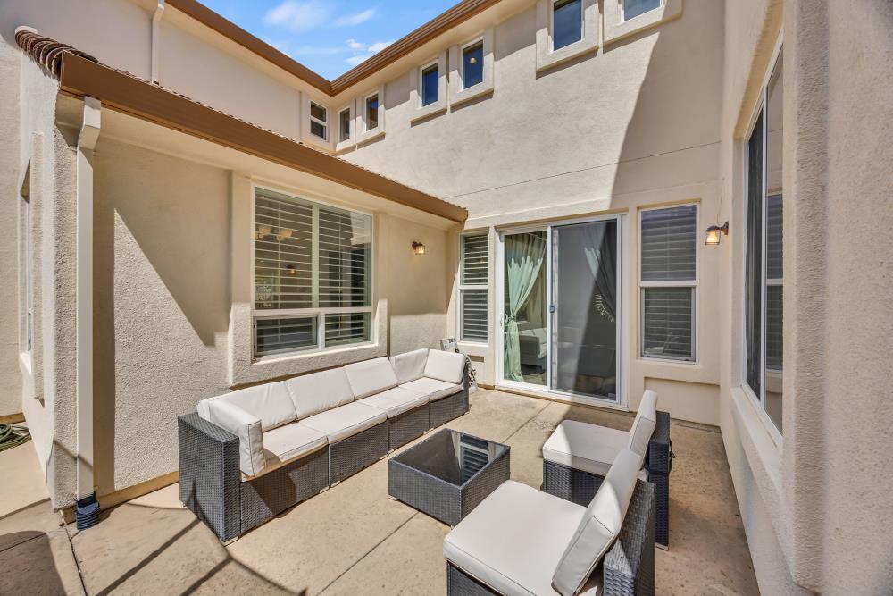 3456 Archetto Drive