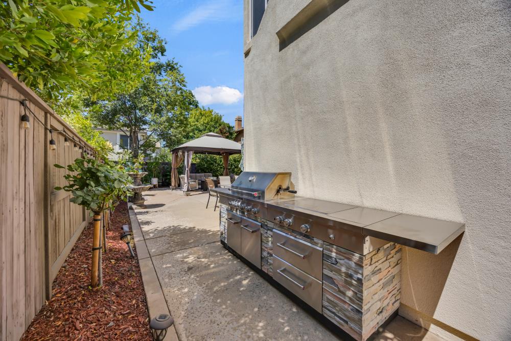 3456 Archetto Drive
