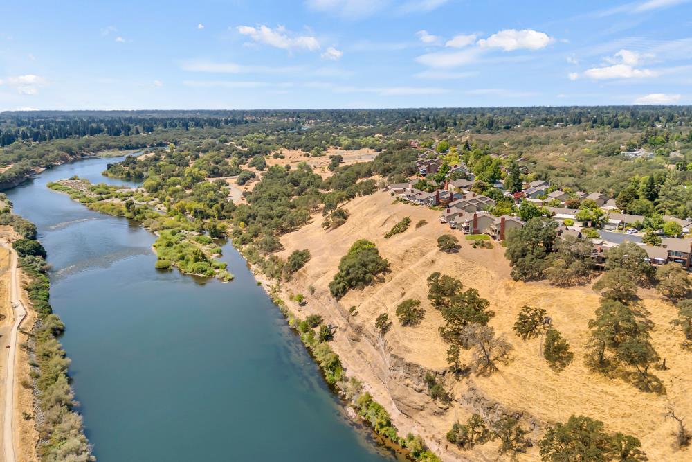 8888 Bluff Lane