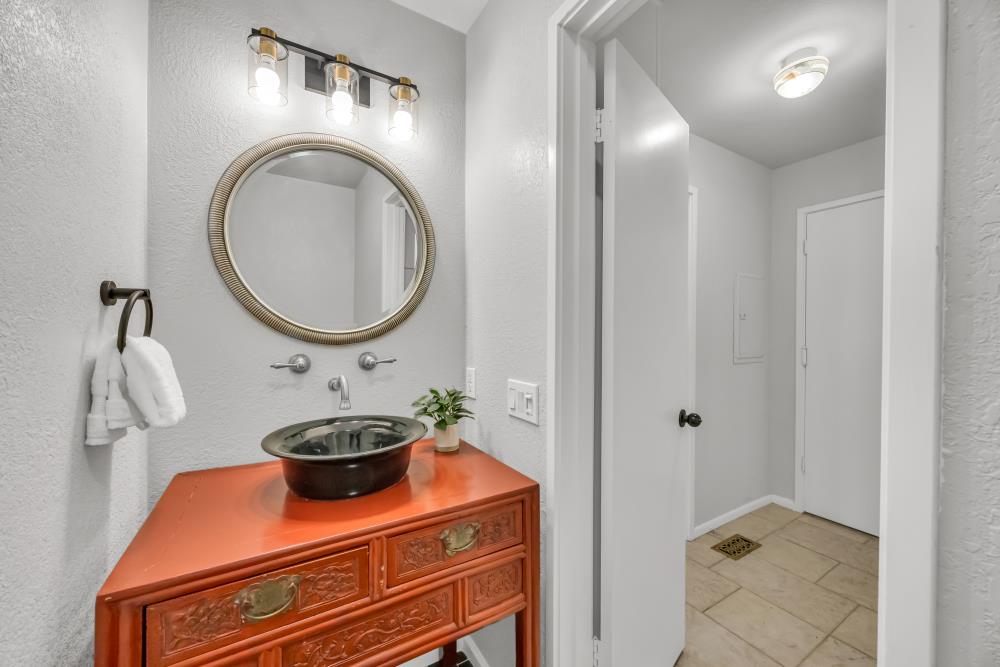 8888 Bluff Lane