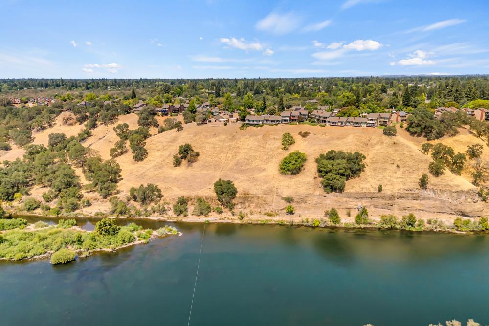 8888 Bluff Lane