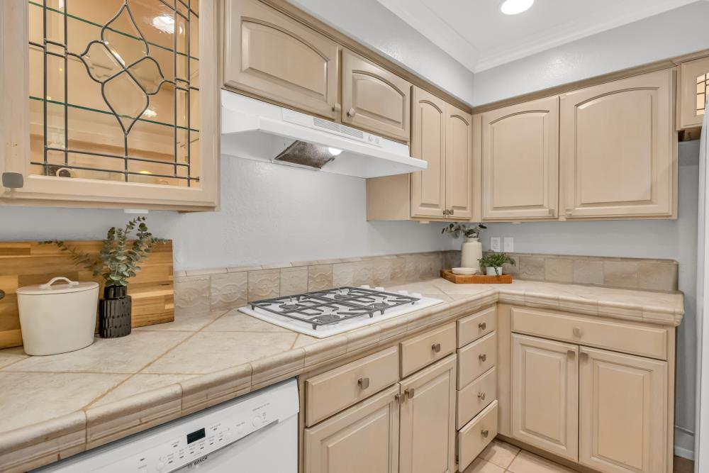 8888 Bluff Lane