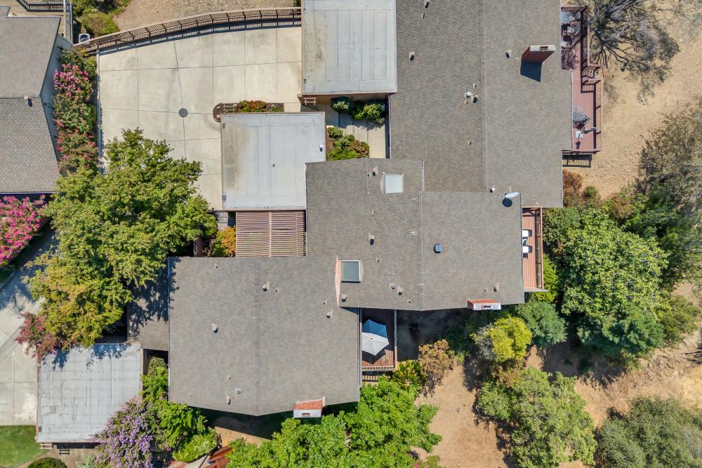 8888 Bluff Lane