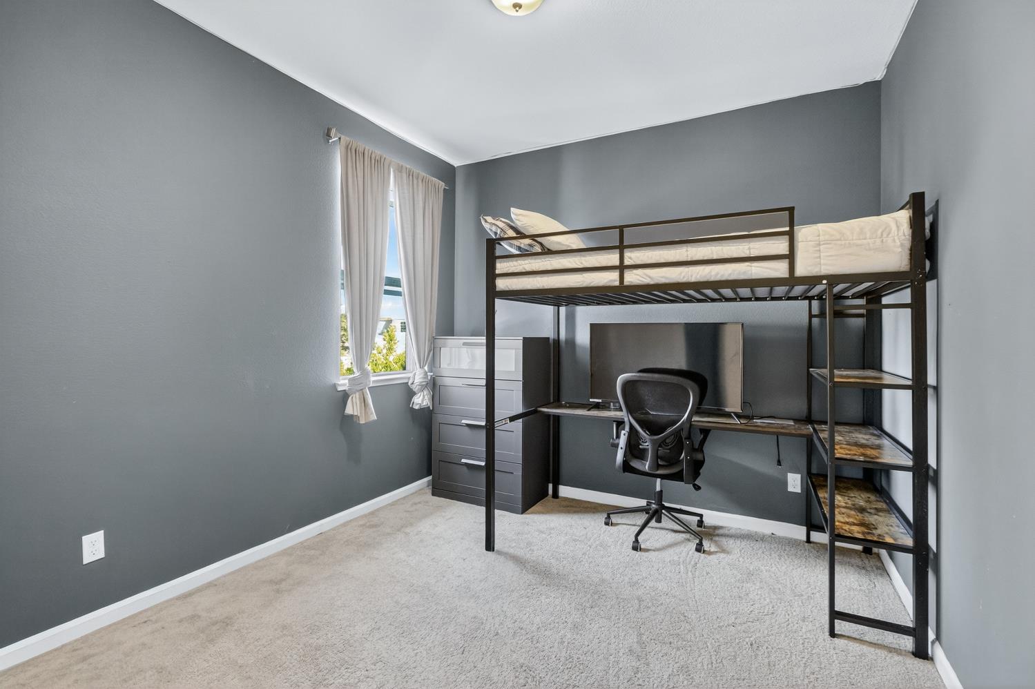 7790 Finnhorse Way