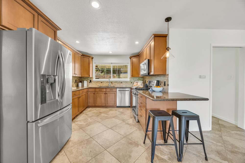 3539 Ridgeview Drive