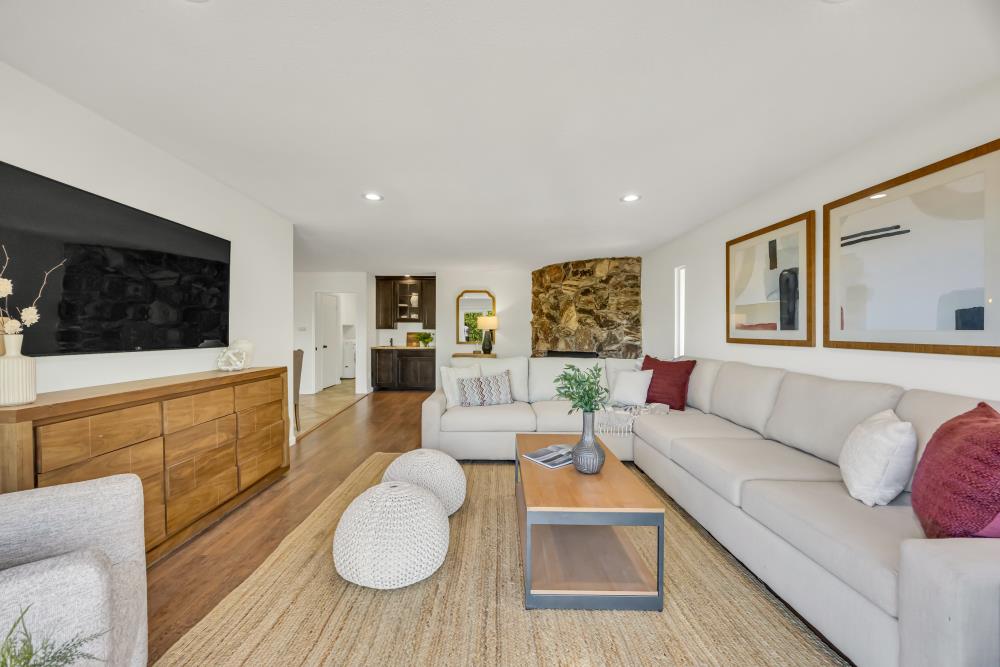 3539 Ridgeview Drive