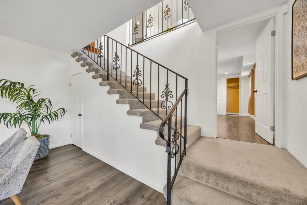 3539 Ridgeview Drive