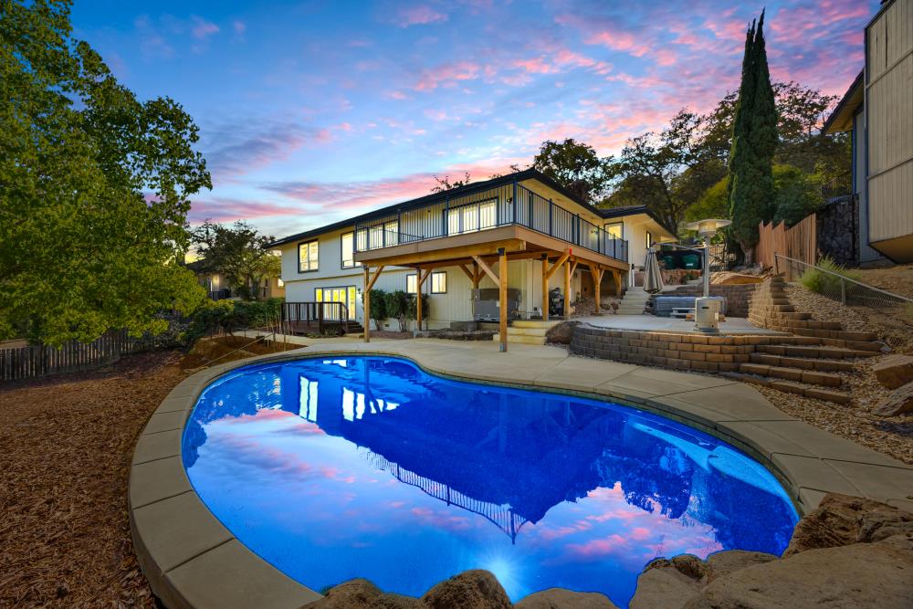 3539 Ridgeview Drive