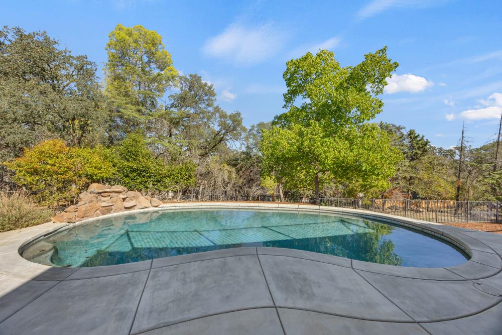 3539 Ridgeview Drive