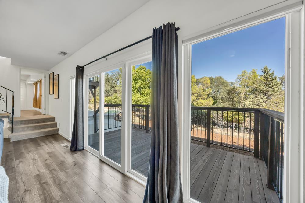 3539 Ridgeview Drive