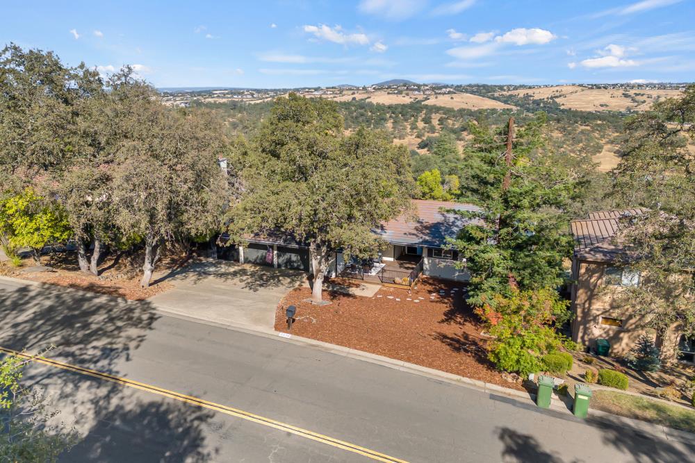 3539 Ridgeview Drive
