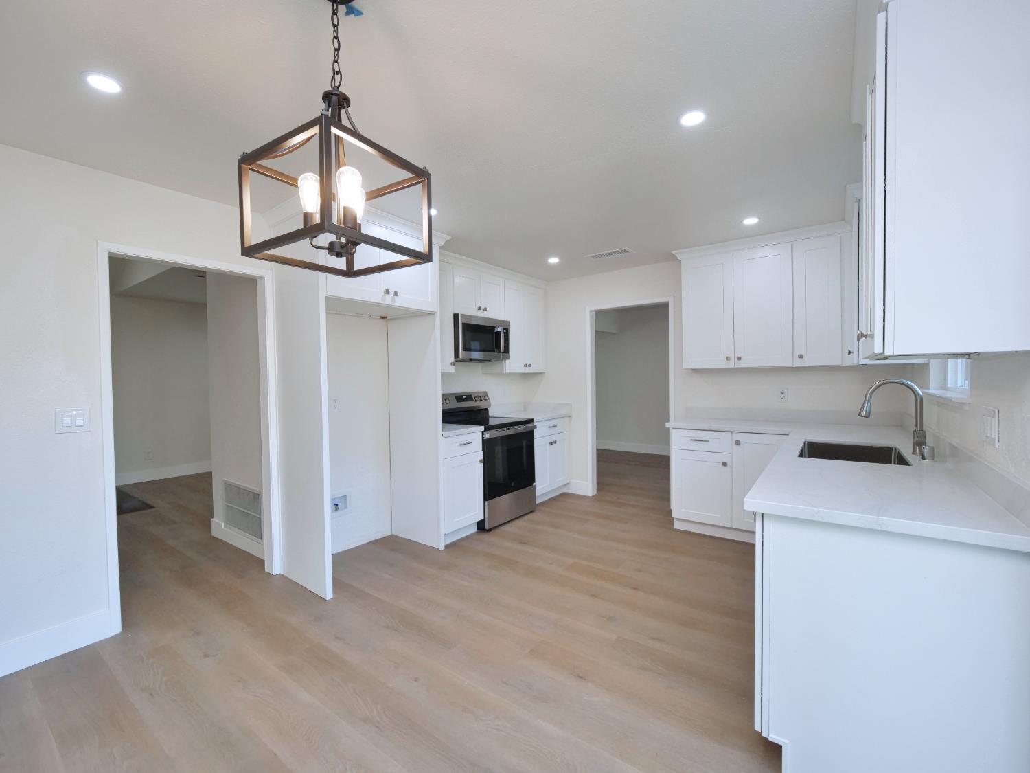 2409 Stanfield Drive
