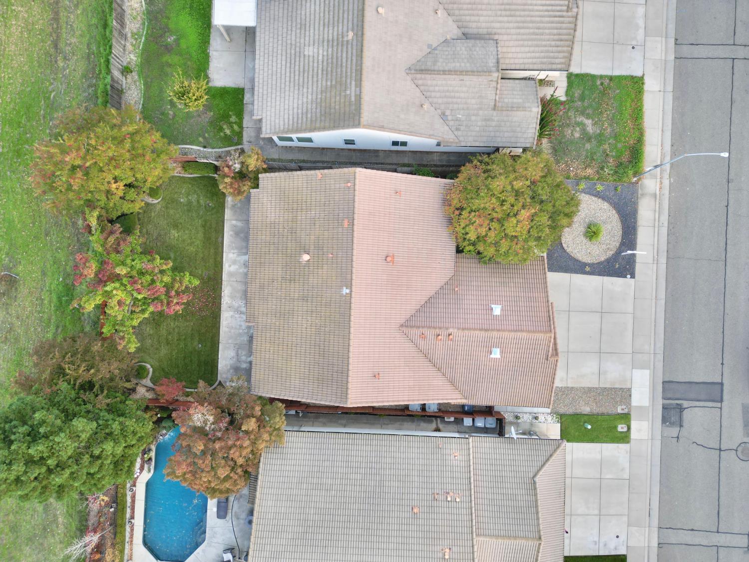 9244 Heathfield Way