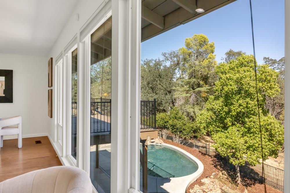 3539 Ridgeview Drive