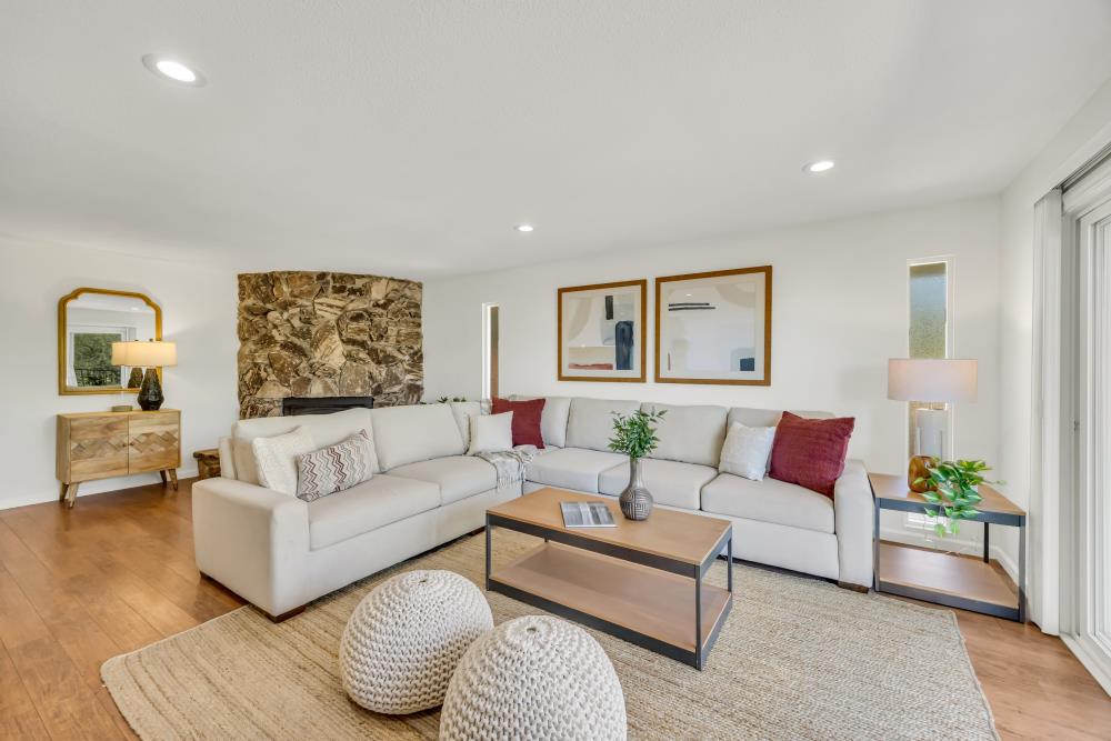 3539 Ridgeview Drive