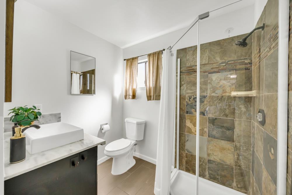 3539 Ridgeview Drive