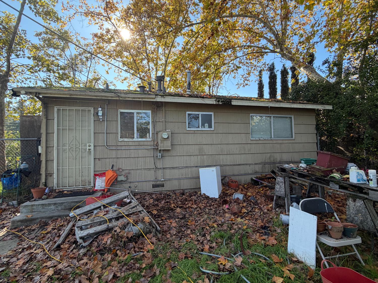 645 Lindsay Avenue