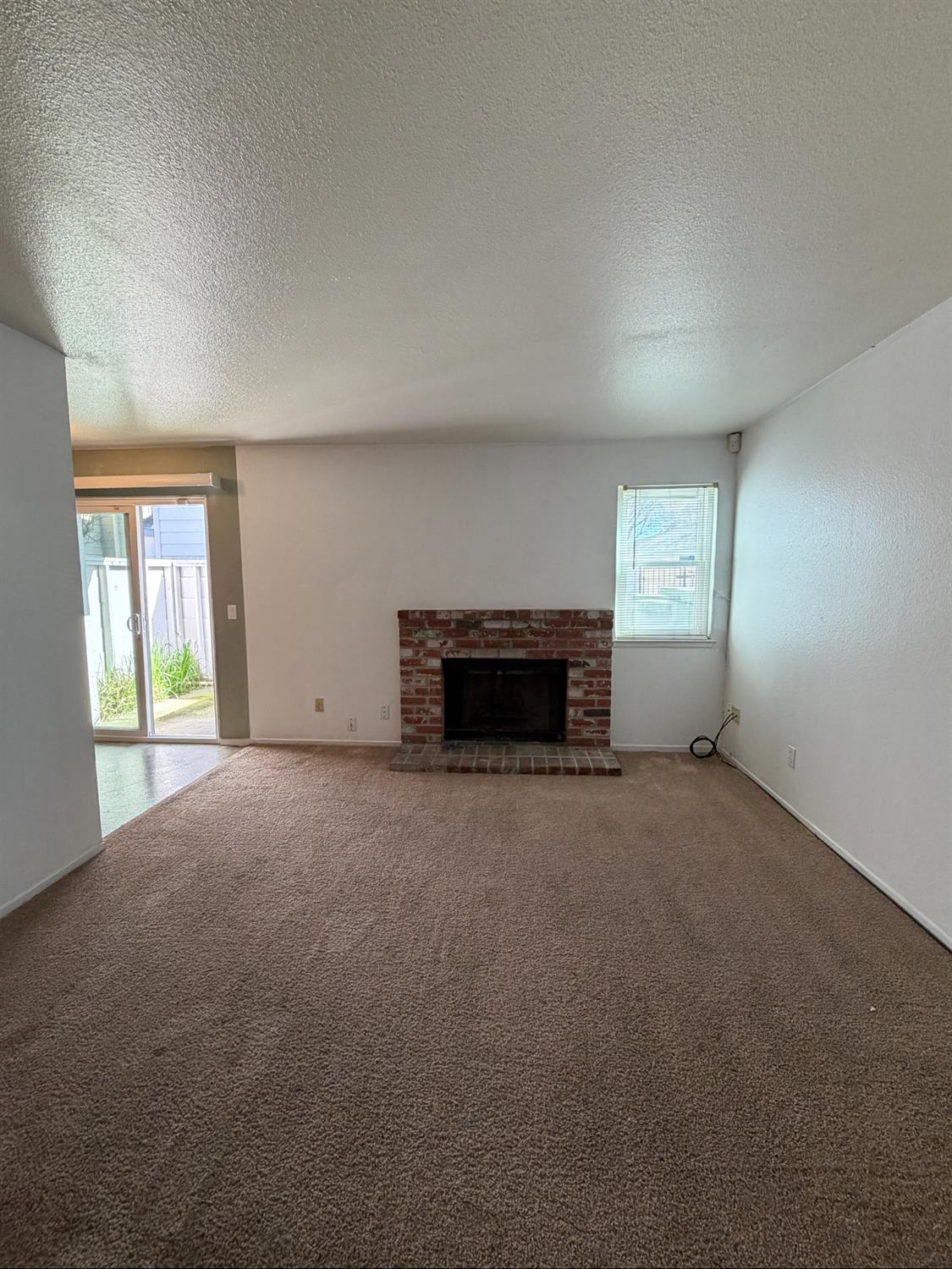 8240 Center Parkway 68