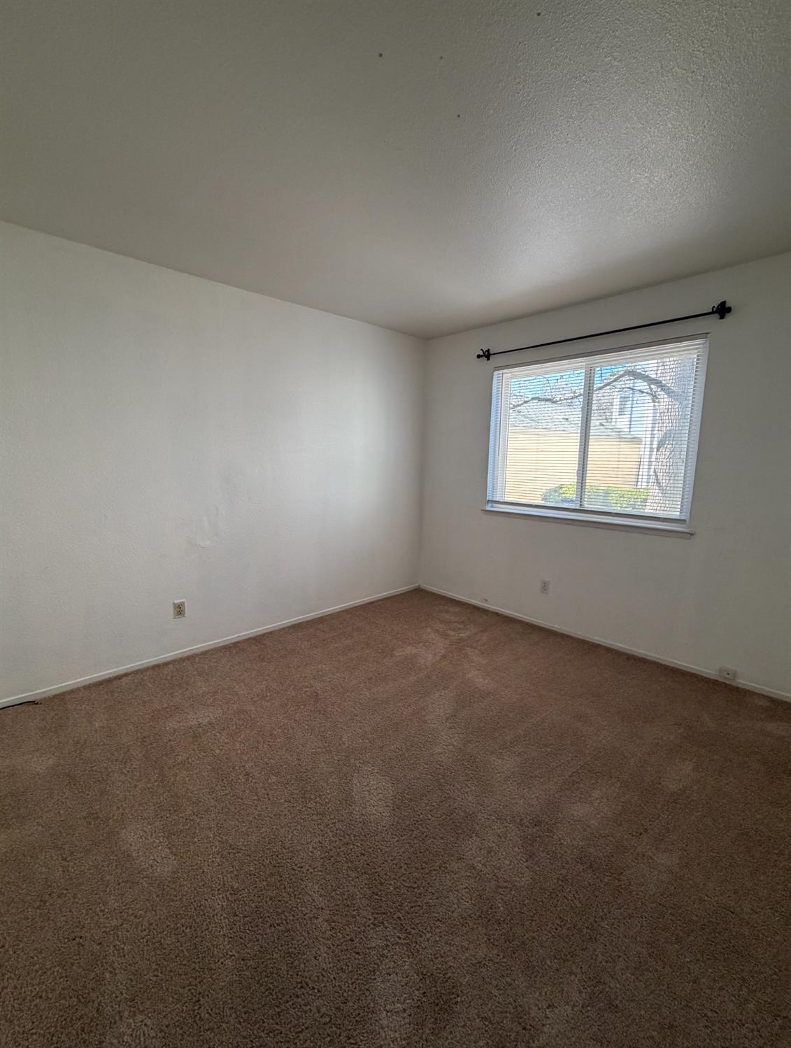 8240 Center Parkway 68