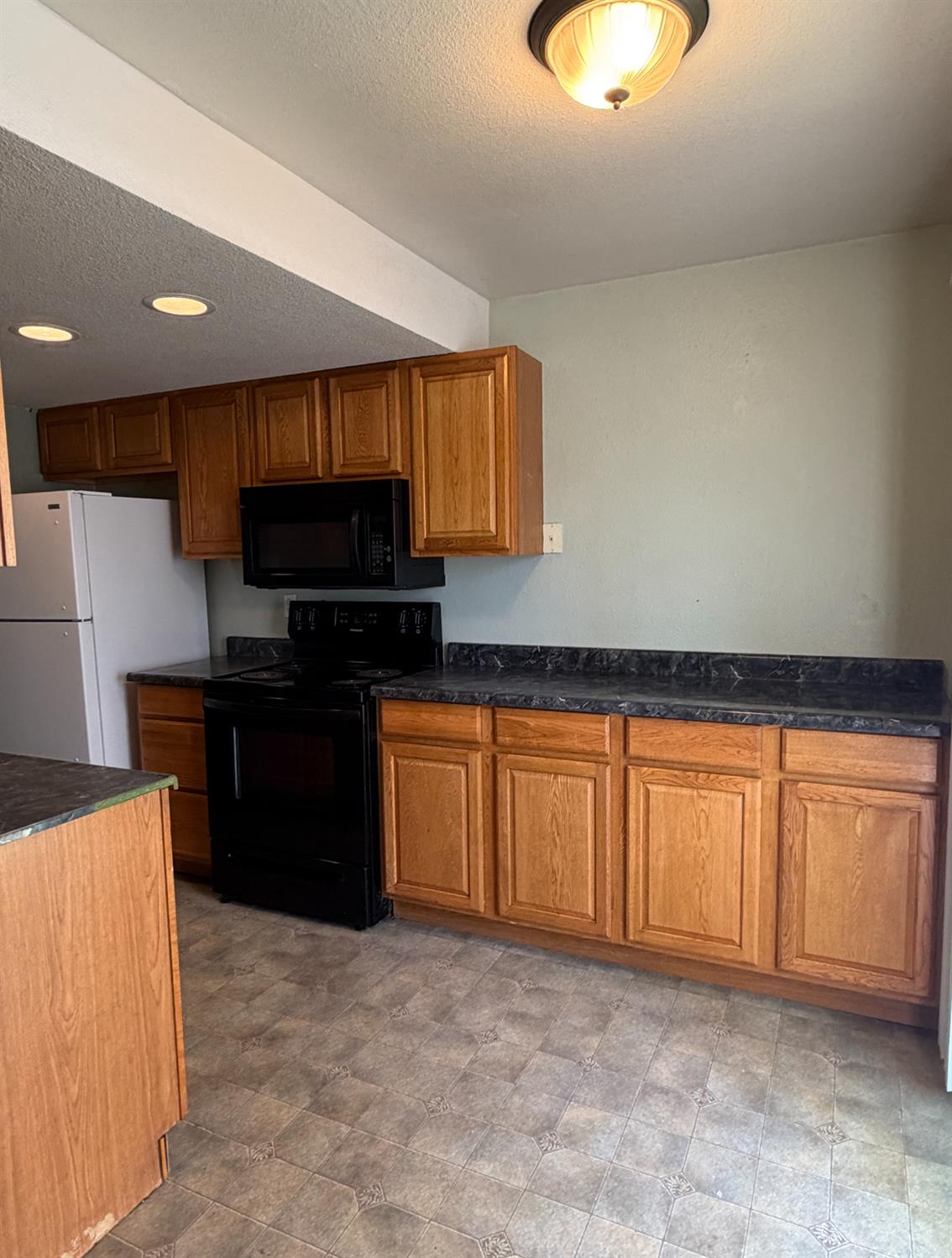 8240 Center Parkway 68