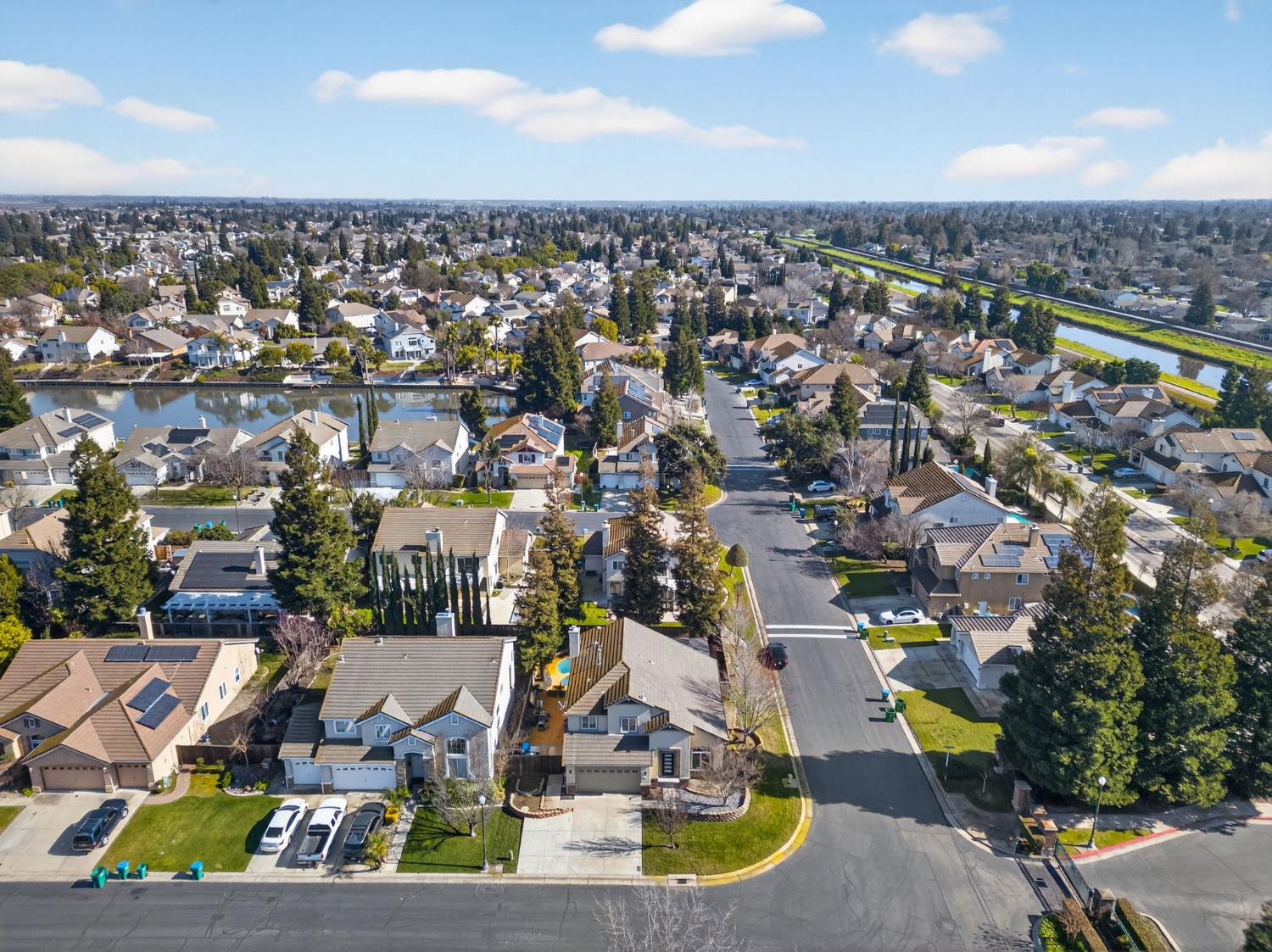 3672 Mammoth Cave Circle