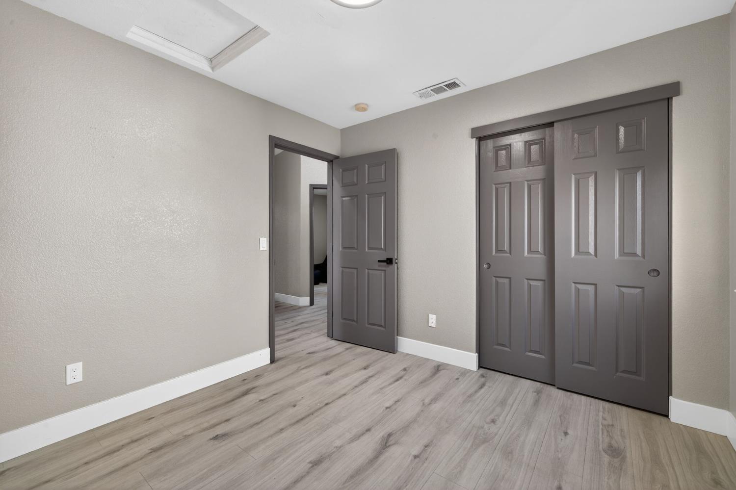 3672 Mammoth Cave Circle