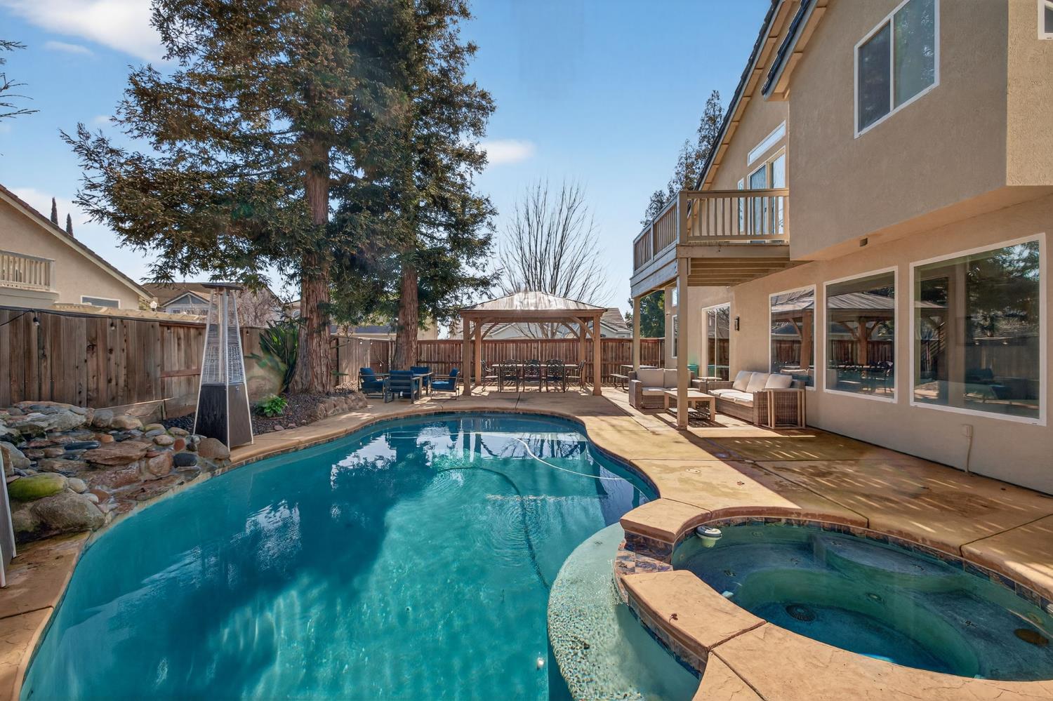 3672 Mammoth Cave Circle