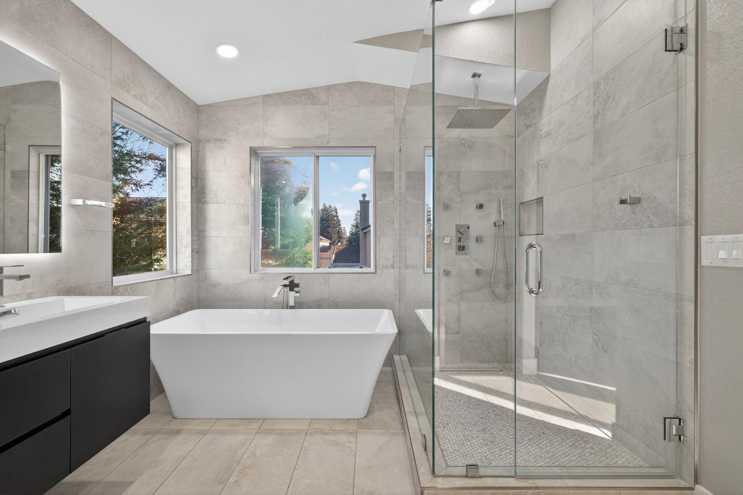 3672 Mammoth Cave Circle