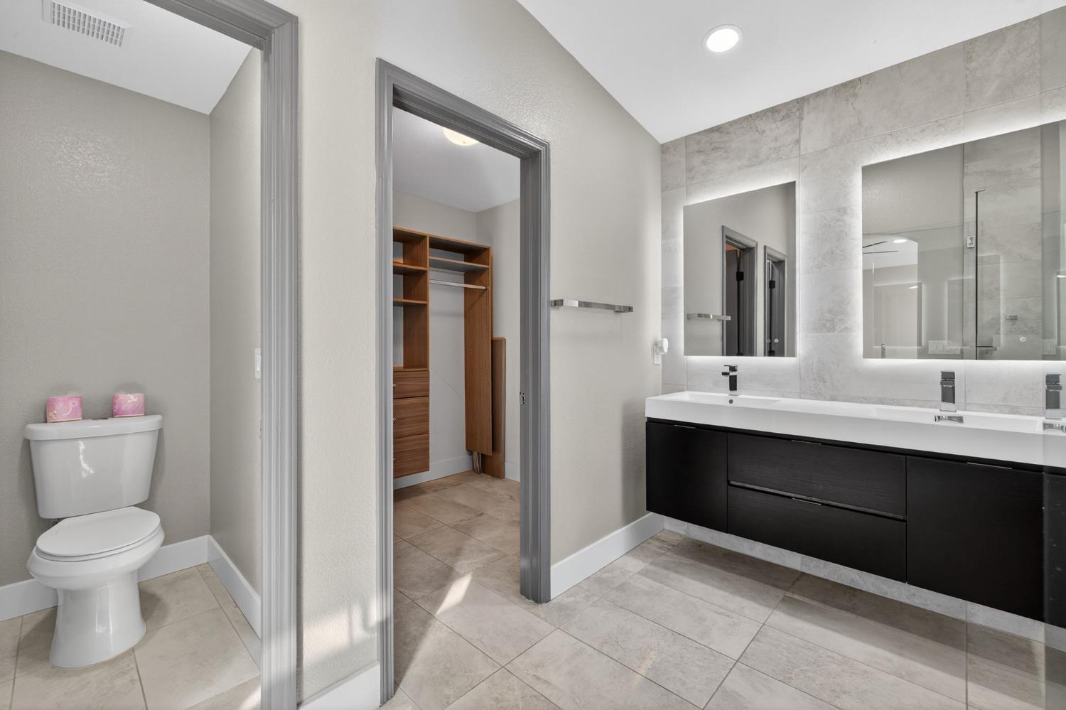 3672 Mammoth Cave Circle