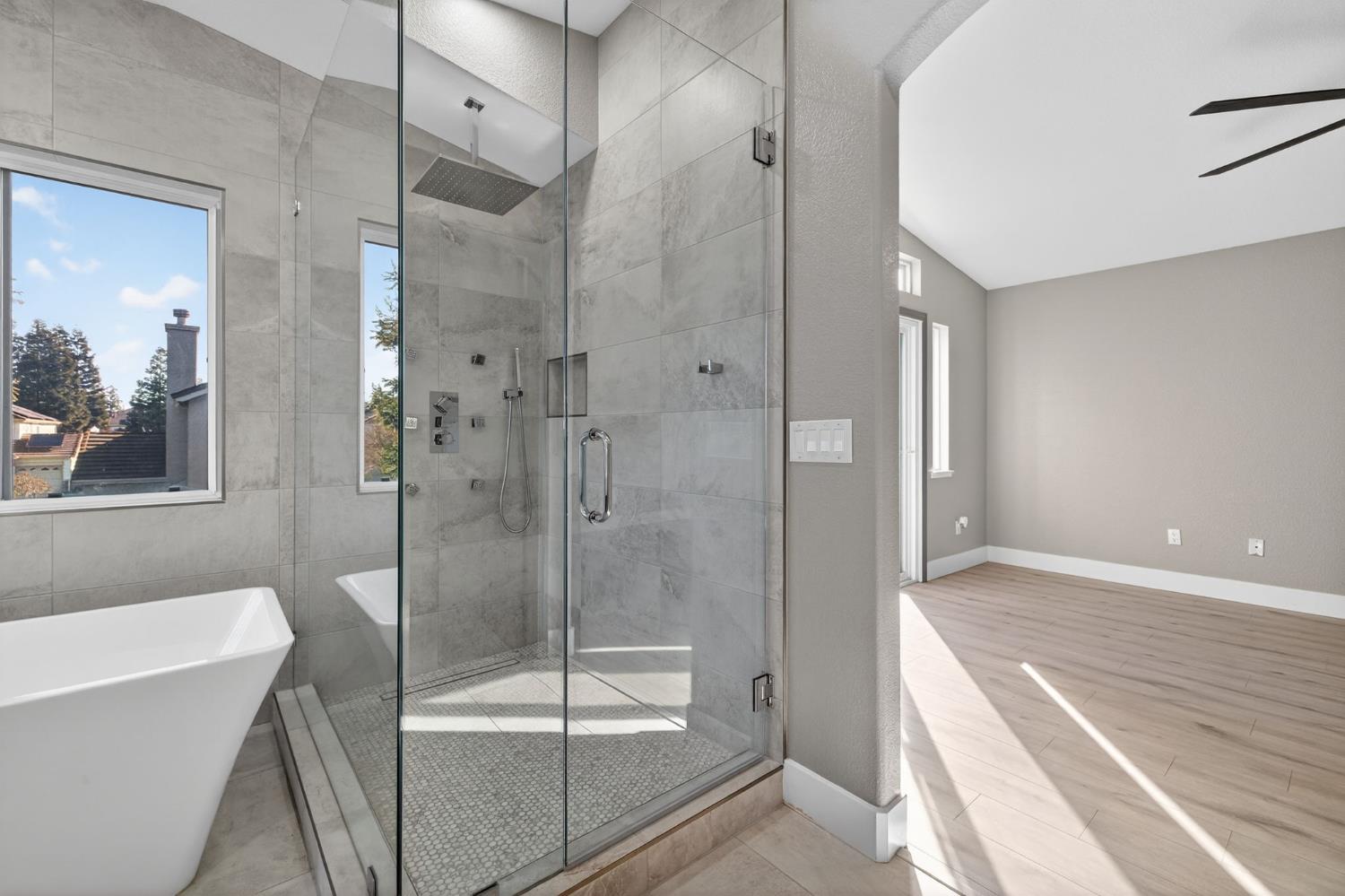 3672 Mammoth Cave Circle