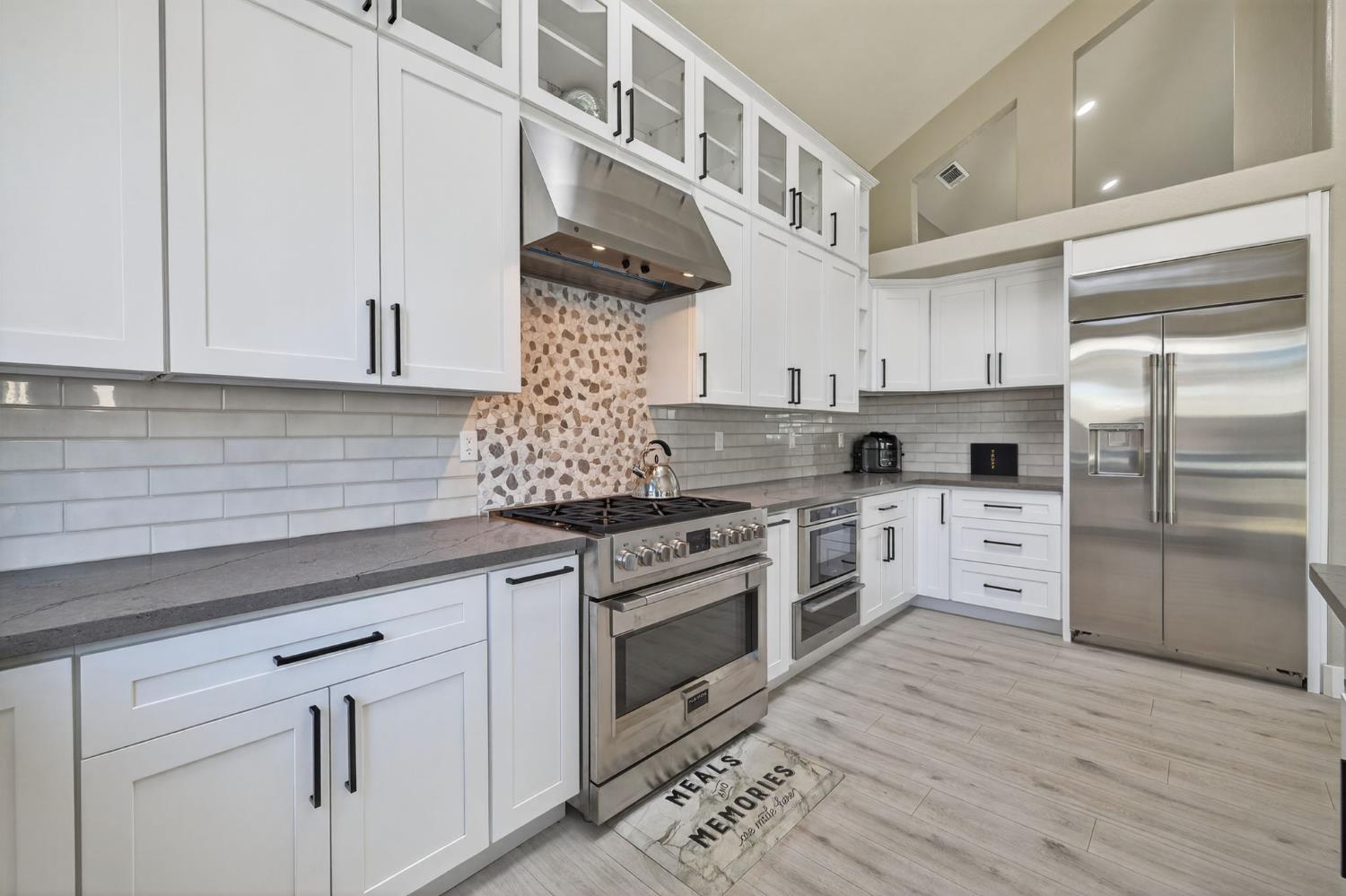 3672 Mammoth Cave Circle