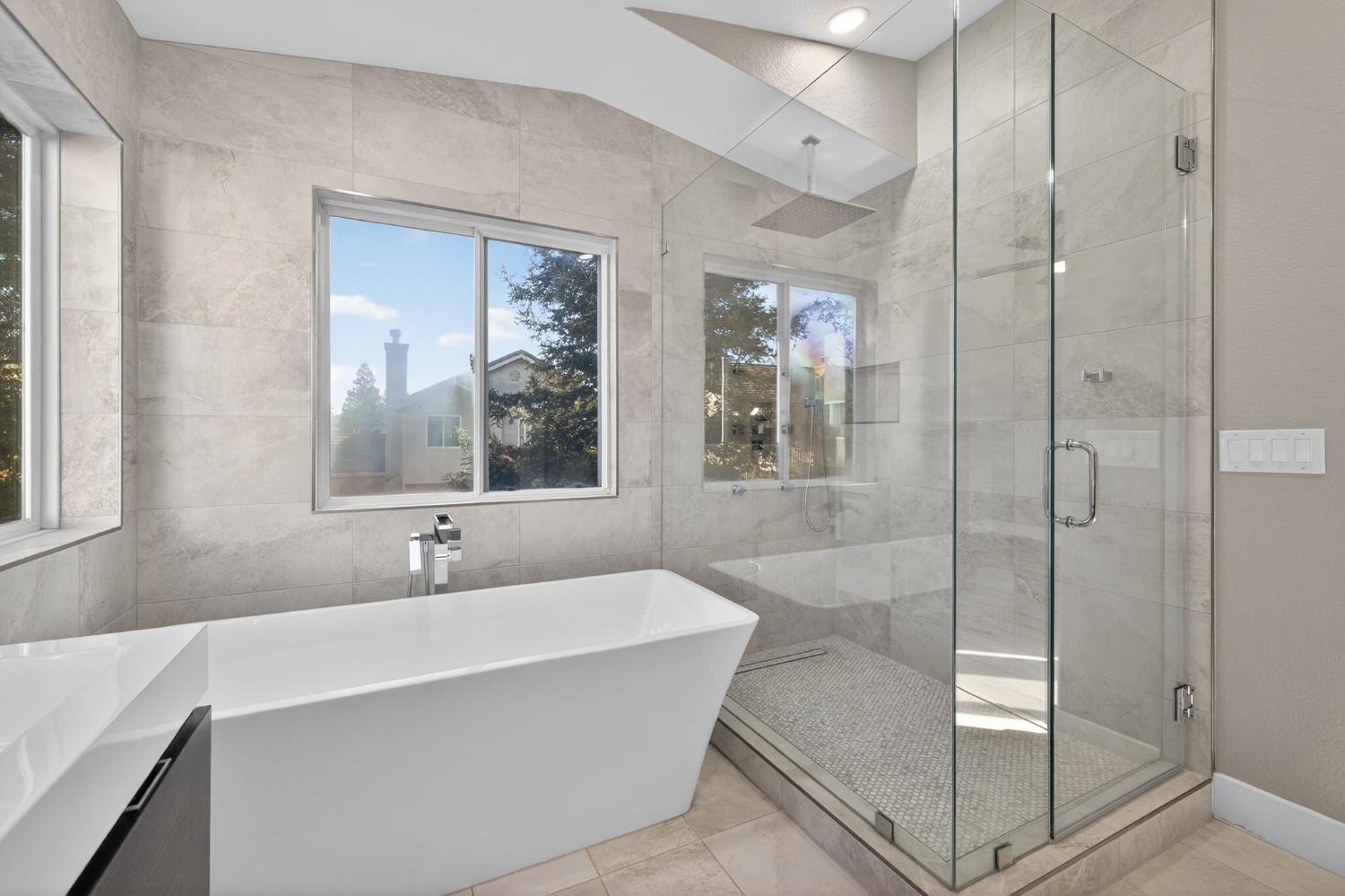 3672 Mammoth Cave Circle